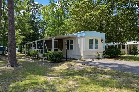 2945 Clemson Dr, Murrells Inlet, SC 29576