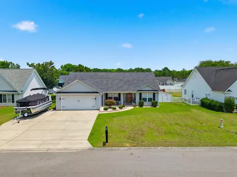 825 Golden Eagle Dr, Conway, SC 29527