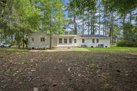 Exterior - 302 Azalea Dr, Mullins, SC 29574 photo 6 of 8