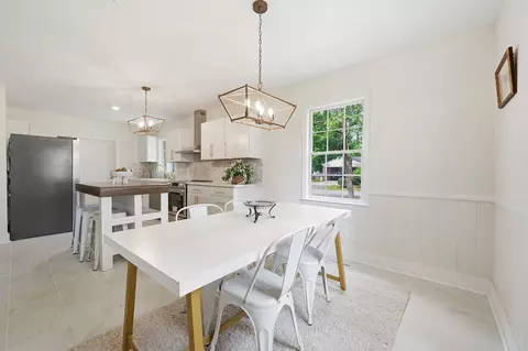 Dining - 302 Azalea Dr, Mullins, SC 29574 photo 3 of 3