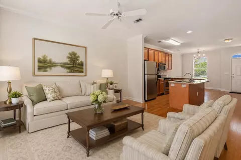 Living - 750 Howard Ave #E, Myrtle Beach, SC 29577 photo 2 of 3
