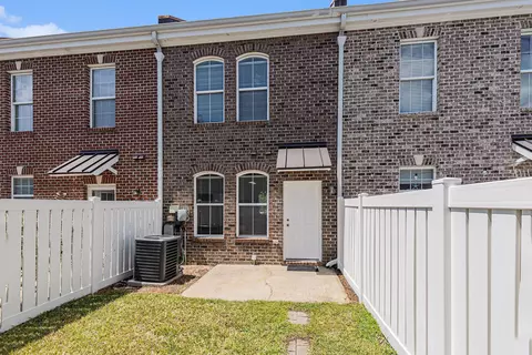 Exterior - 750 Howard Ave #E, Myrtle Beach, SC 29577 photo 5 of 7