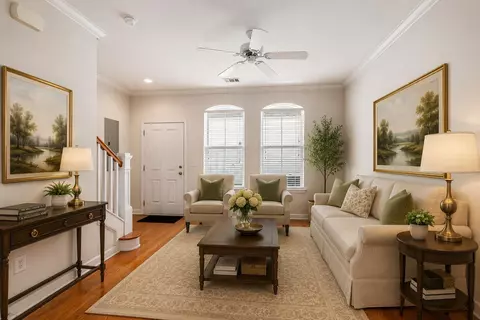 Living - 750 Howard Ave #E, Myrtle Beach, SC 29577 photo 1 of 3