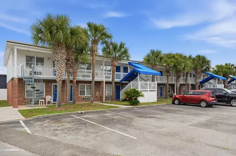 804 12th Ave S #104, North Myrtle Beach, SC 29582