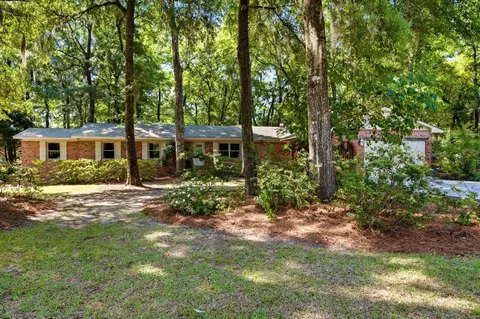 71 Baruch Ln, Pawleys Island, SC 29585