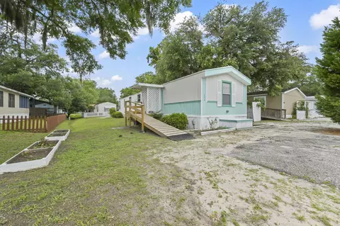 136 Crooked Island Cir, Murrells Inlet, SC 29576