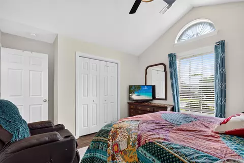 Bedroom - 5114 Wesley Rd, Murrells Inlet, SC 29576 photo 4 of 6