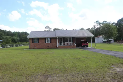 220 Rainbow Rd, Conway, SC 29526