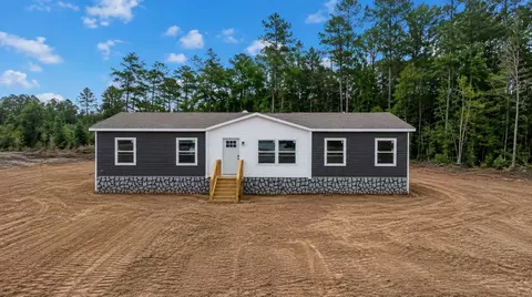 1327 Rabbit Ln, Conway, SC 29526