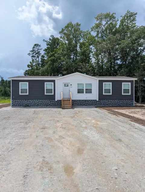 1327 Rabbit Ln, Conway, SC 29526
