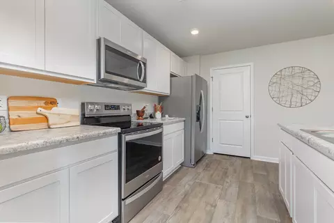 Kitchen - 863 Old Pine Dr, Longs, SC 29568 photo 2 of 3