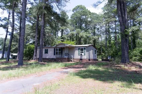 1175 Pond View Dr, Manning, SC 29102