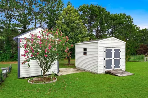 Exterior - 1121 Augustus Dr, Conway, SC 29527 photo 7 of 8