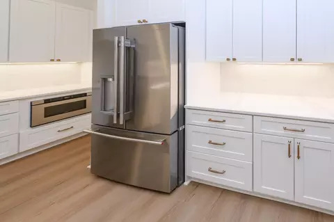 Kitchen - 713 3rd Ave N, Surfside Beach, SC 29575 photo 7 of 9