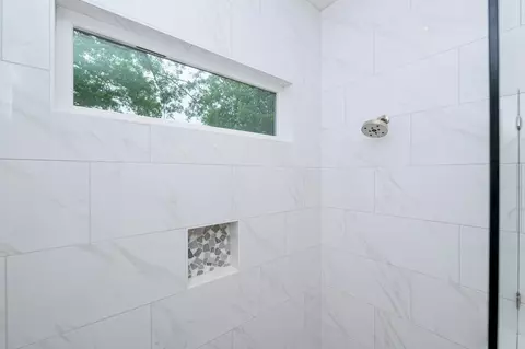 Bath - 713 3rd Ave N, Surfside Beach, SC 29575 photo 6 of 13