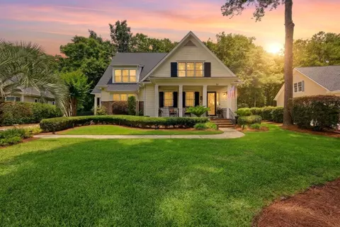 98 Hunters Oak Ct, Pawleys Island, SC 29585
