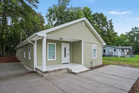 3427 Church St, Loris, SC 29569