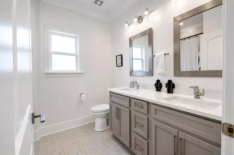 Bath - 950 Bluffview Dr, Myrtle Beach, SC 29579 photo 7 of 10