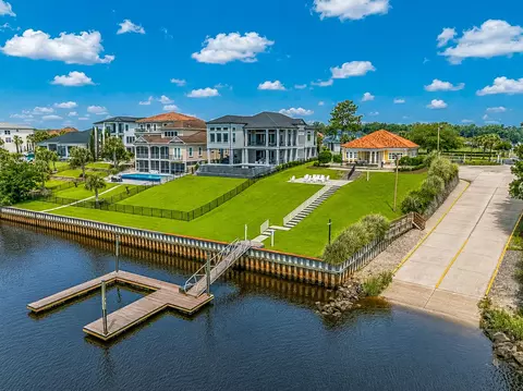 View/Area - 950 Bluffview Dr, Myrtle Beach, SC 29579 photo 8 of 9