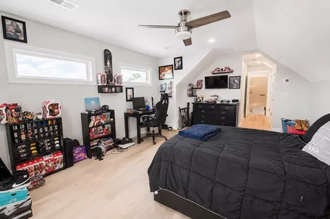 Bedroom - 950 Bluffview Dr, Myrtle Beach, SC 29579 photo 5 of 5