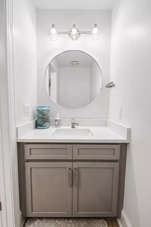 Bath - 950 Bluffview Dr, Myrtle Beach, SC 29579 photo 1 of 10