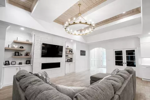 Living - 950 Bluffview Dr, Myrtle Beach, SC 29579 photo 3 of 3