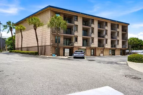 1910 S Ocean Blvd S #D-3, North Myrtle Beach, SC 29582