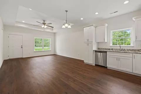 Living - 7913 E Highway 19, Loris, SC 29569 photo 6 of 6