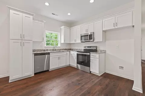 Kitchen - 7913 E Highway 19, Loris, SC 29569 photo 1 of 4