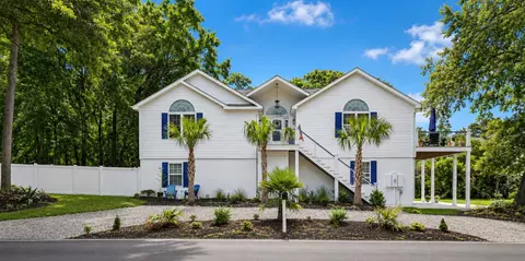 510 3rd Ave S, Surfside Beach, SC 29575