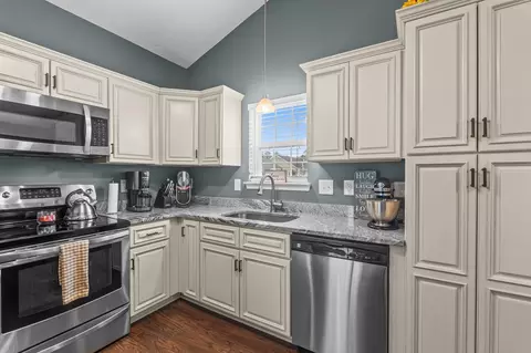 Kitchen - 143 Heath Dr, Longs, SC 29568 photo 4 of 4