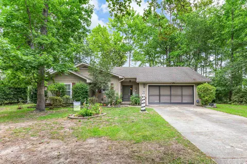5 Topsail Ct, Carolina Shores, NC 28467