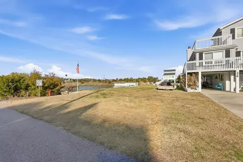 338 56th Ave N, North Myrtle Beach, SC 29582