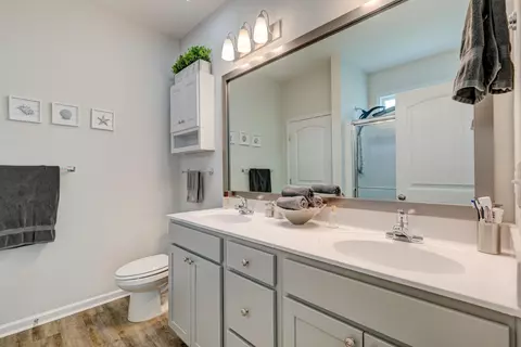 Bath - 511 Grain Field Dr, Georgetown, SC 29440 photo 2 of 3