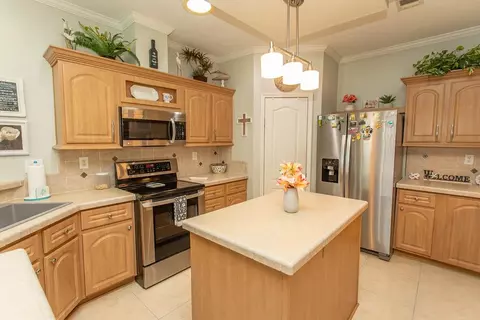 Kitchen - 804 Windemere Ct, Conway, SC 29526 photo 2 of 5