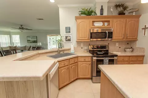 Kitchen - 804 Windemere Ct, Conway, SC 29526 photo 3 of 5