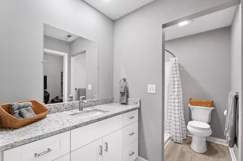 Bath - 125 Fox Glen Dr, Loris, SC 29569 photo 1 of 3