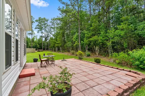 Exterior - 125 Fox Glen Dr, Loris, SC 29569 photo 3 of 9