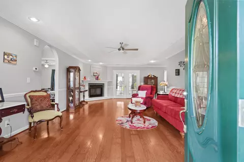 Entry Way - 125 Fox Glen Dr, Loris, SC 29569 photo 1 of 3