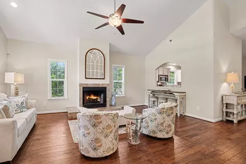 Living - 9405 Park St, Myrtle Beach, SC 29572 photo 2 of 4