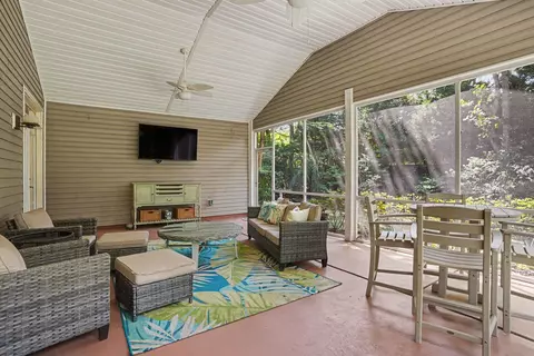 Exterior - 9405 Park St, Myrtle Beach, SC 29572 photo 6 of 9