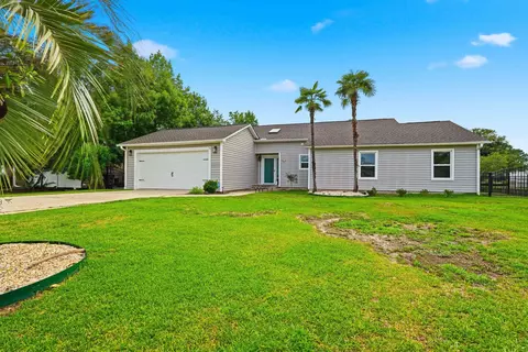 105 Saint Andrews Ct, Myrtle Beach, SC 29588