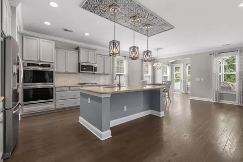 Kitchen - 5235 Stockyard Loop, Myrtle Beach, SC 29588 photo 4 of 4