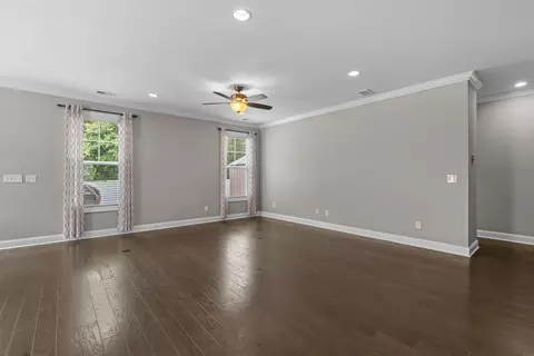 Living - 5235 Stockyard Loop, Myrtle Beach, SC 29588 photo 1 of 3