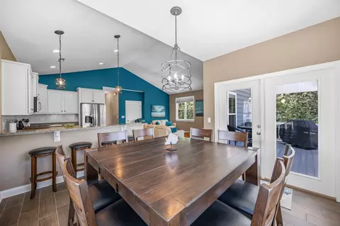 Dining - 5903 Haskell Cir, Myrtle Beach, SC 29577 photo 3 of 3