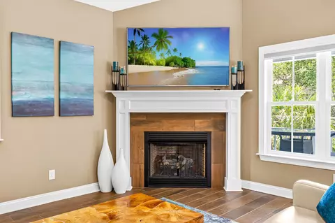 Living - 5903 Haskell Cir, Myrtle Beach, SC 29577 photo 2 of 5