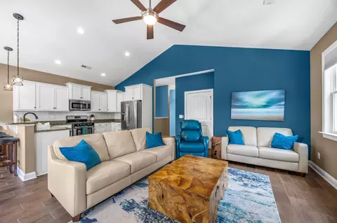 Living - 5903 Haskell Cir, Myrtle Beach, SC 29577 photo 4 of 5