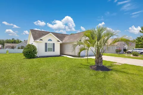 Exterior - 151 Heath Dr, Longs, SC 29568 photo 2 of 8