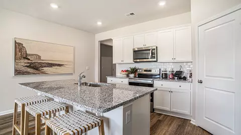 Kitchen - 180 Pampa Dr, Loris, SC 29569 photo 4 of 5