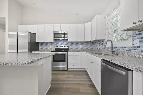 Kitchen - 1517 Ackerrose Dr, Conway, SC 29527 photo 2 of 5
